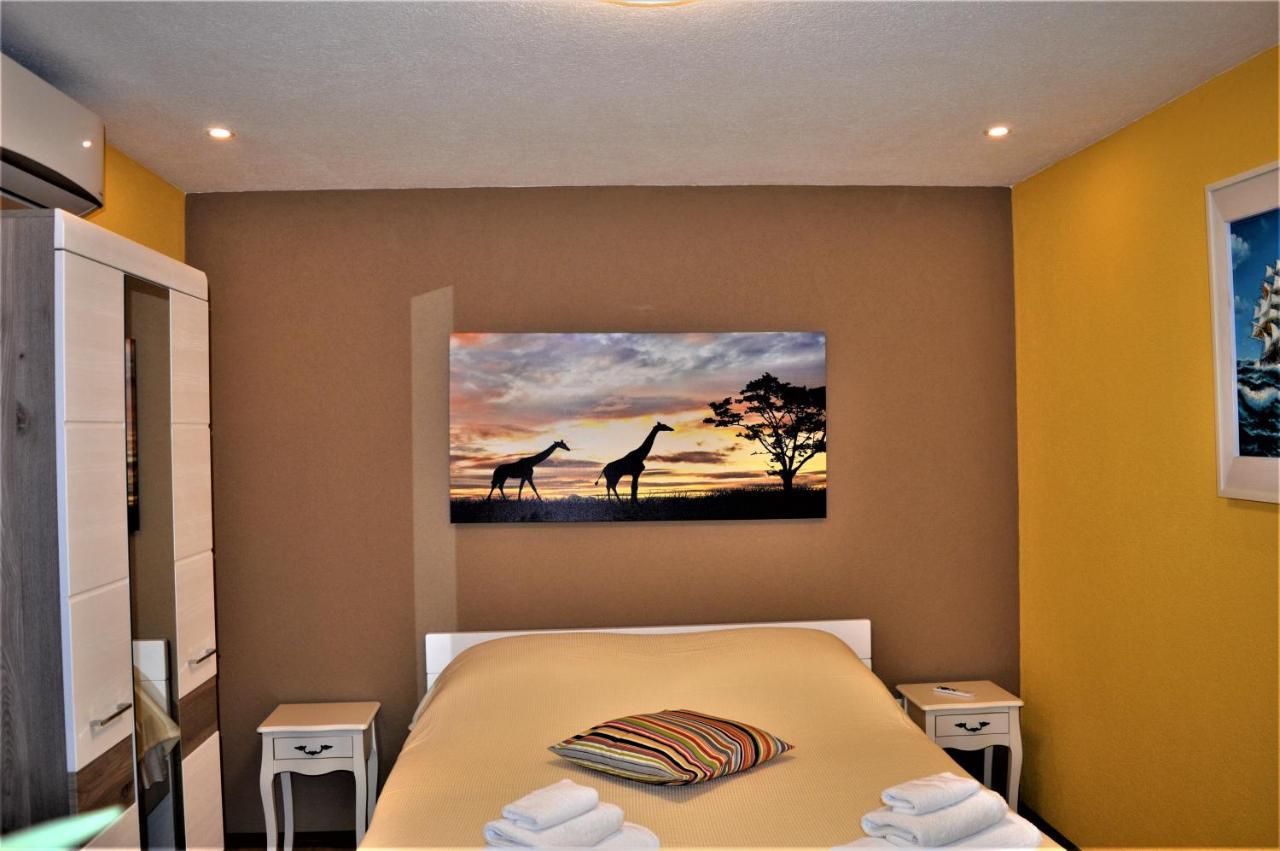 Studio Apartments Luka Biograd - Benkovac Eksteriør billede
