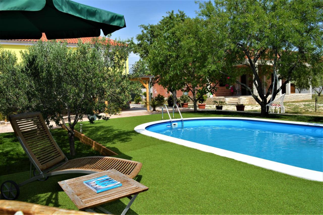 Studio Apartments Luka Biograd - Benkovac Eksteriør billede